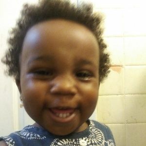 Meet your Posher, Dahira